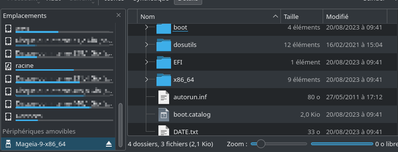 Mageia gravée sur Une clé USB par Isodumper
